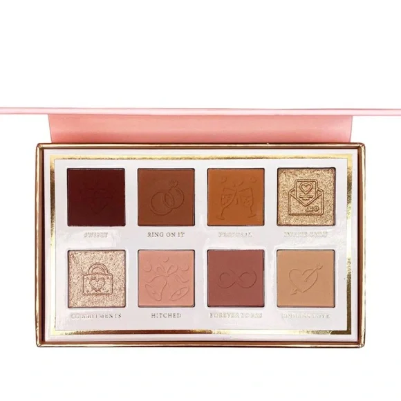 P..Louise Wedding Wish Love Tape Eyeshadow Palatte - Picture 6 of 8